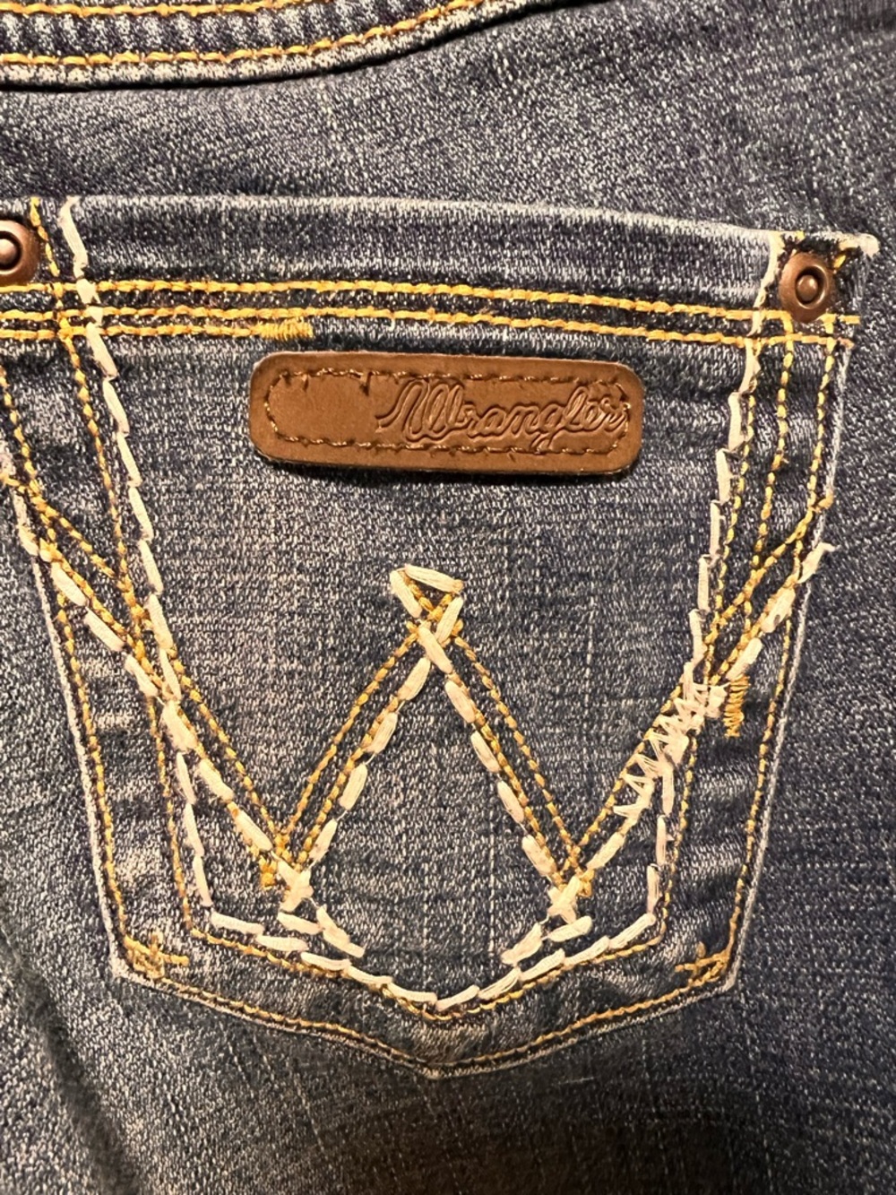 Wrangler Kids Blue Jeans 10 Regular